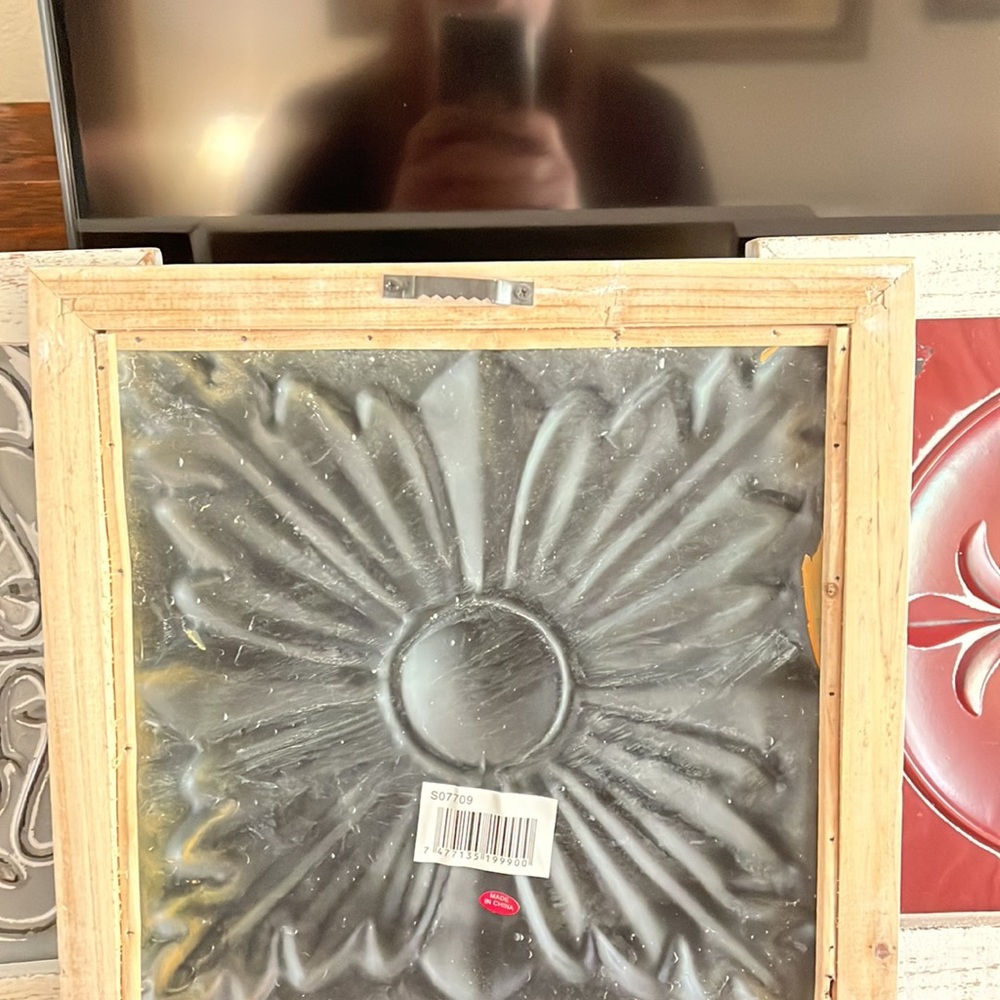 Wall Decor - Picture 8 of 9